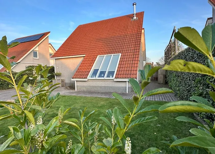 Ferienhaus Im Villenpark Scharendijke